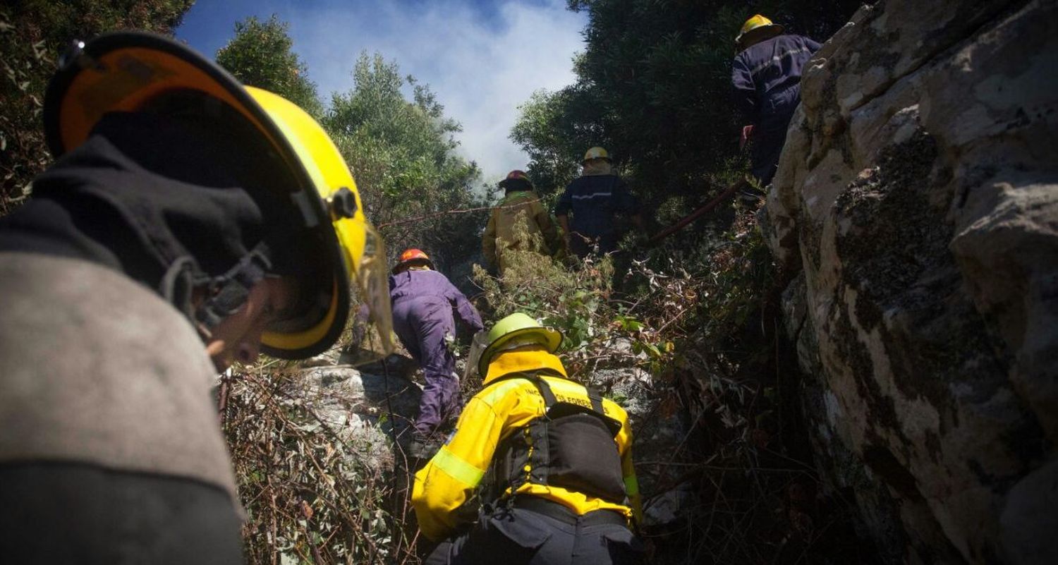 Extinguieron el fuego en Sierra de los Padres