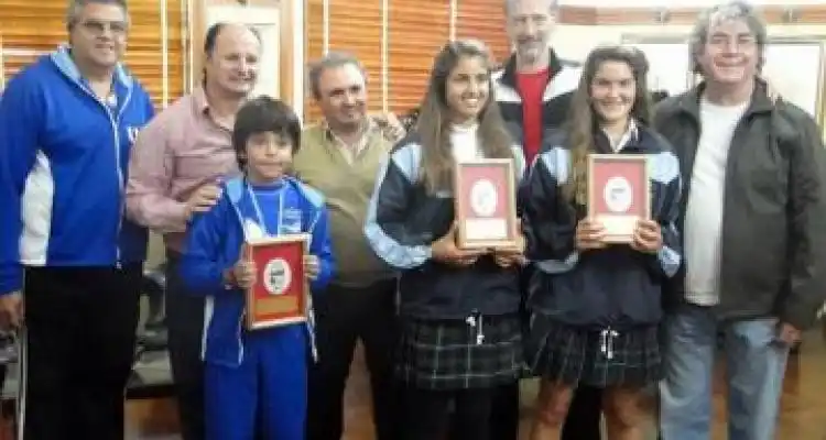 Guacone reconoció a los campeones de canotaje