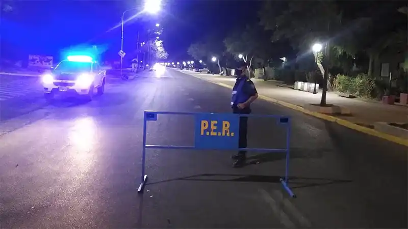 Advierten que "se iniciarán causas penales" por incumplimientos de restricciones