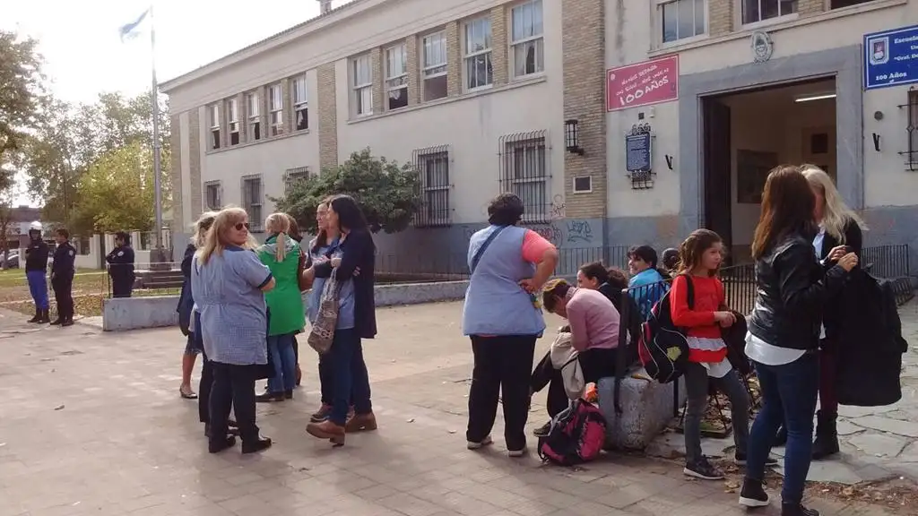 Cómo es el Protocolo de Actuación ante una amenaza de bomba en las escuelas 