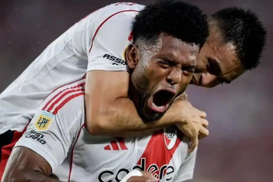 River juega en Mendoza en busca de un triunfo que lo acerca a los líderes