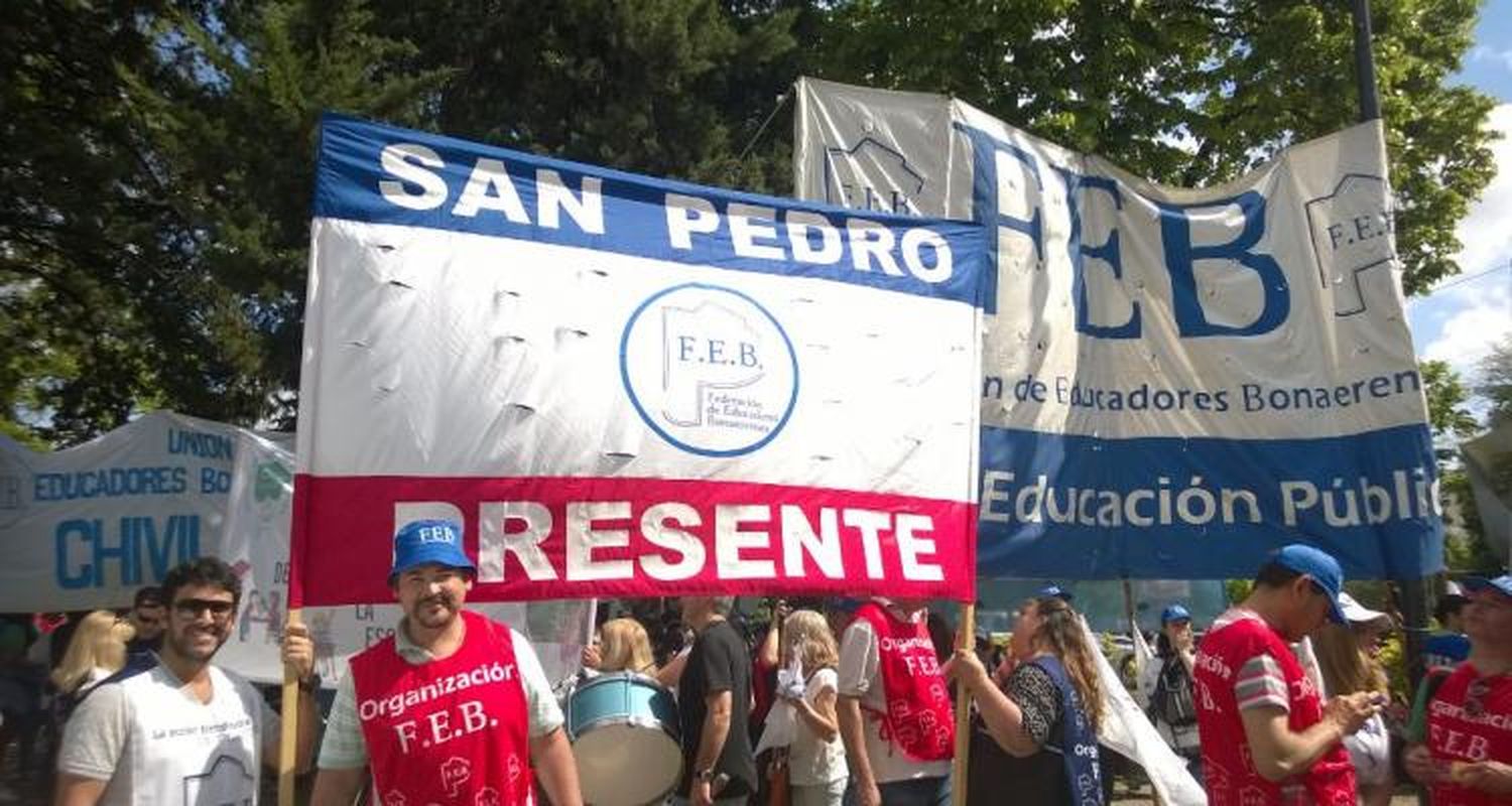 Docentes de Feb analizan la oferta salarial del gobierno provincial