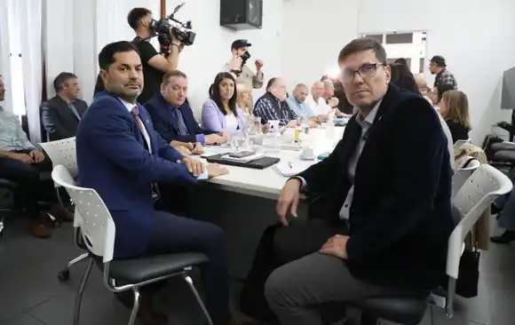 La provincia convoca a los gremios a una nueva reunión paritaria