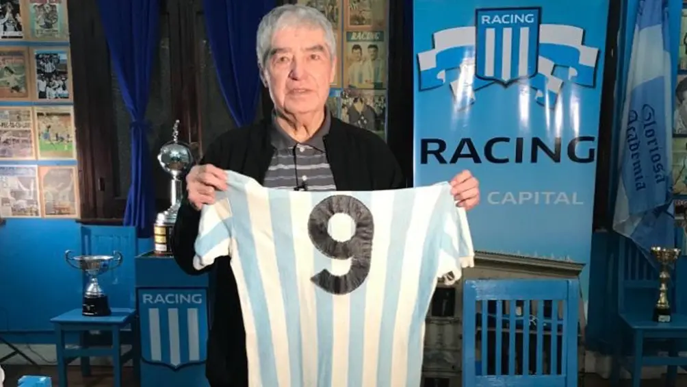 El «Chango» Cárdenas se reencontró con su camiseta del título mundial tras 52 años