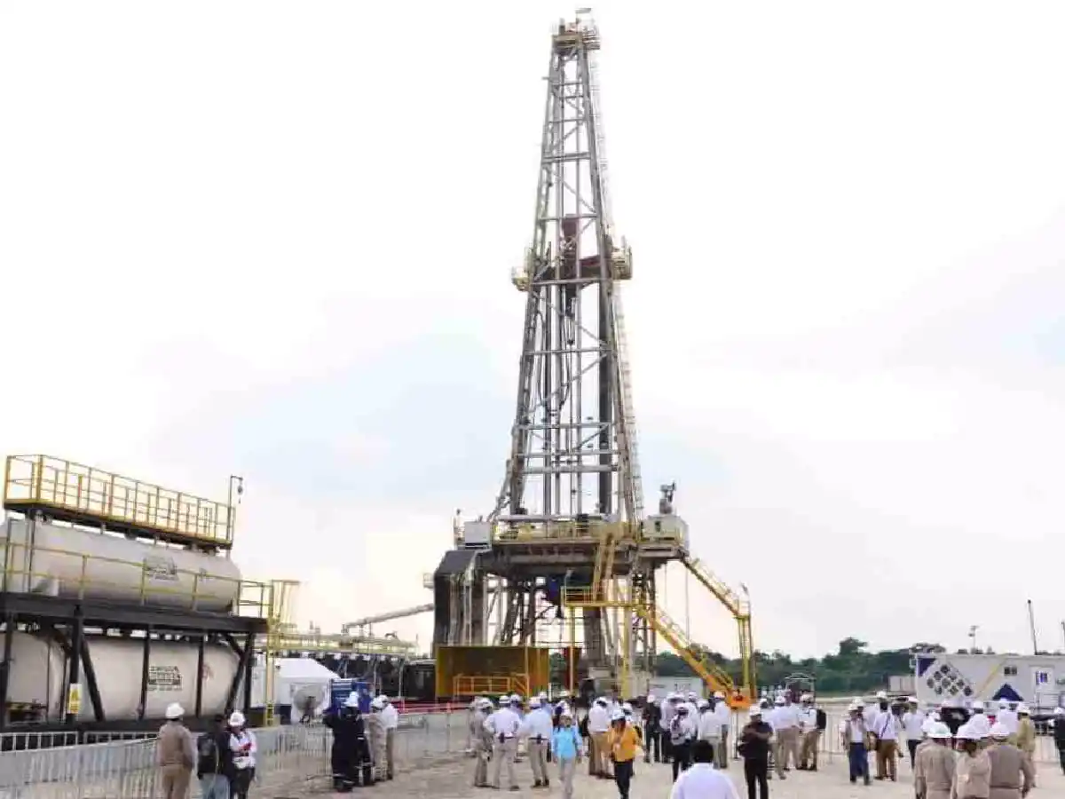 México anunció el hallazgo del mayor yacimiento de petróleo en más de 30 años