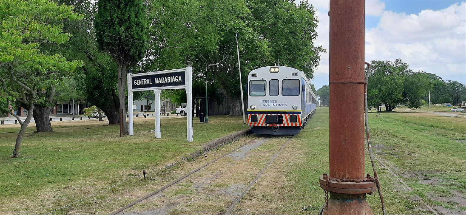 Siguen los recortes: El tren a Madariaga y Pinamar deja de funcionar los 7 días y tendrá sólo 3 servicios semanales