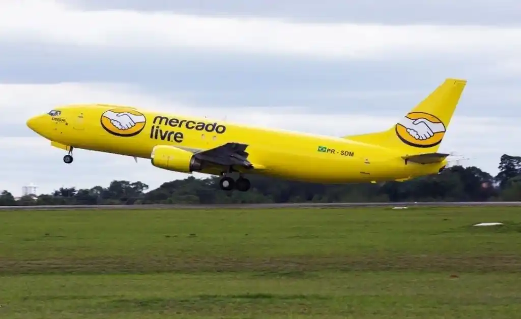 Mercado Libre armó en Brasil su propia flotilla de aviones