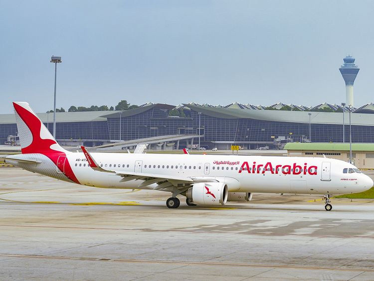 Etihad ya tiene su Low Cost y entra en la pelea regional con Emirates