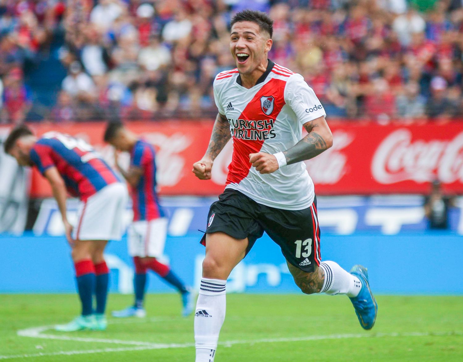 Enzo Fernández y Almada, las sorpresas de Scaloni