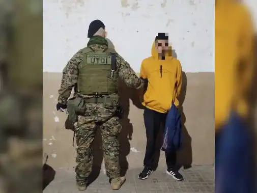 El aprehendido tiene 24 años.