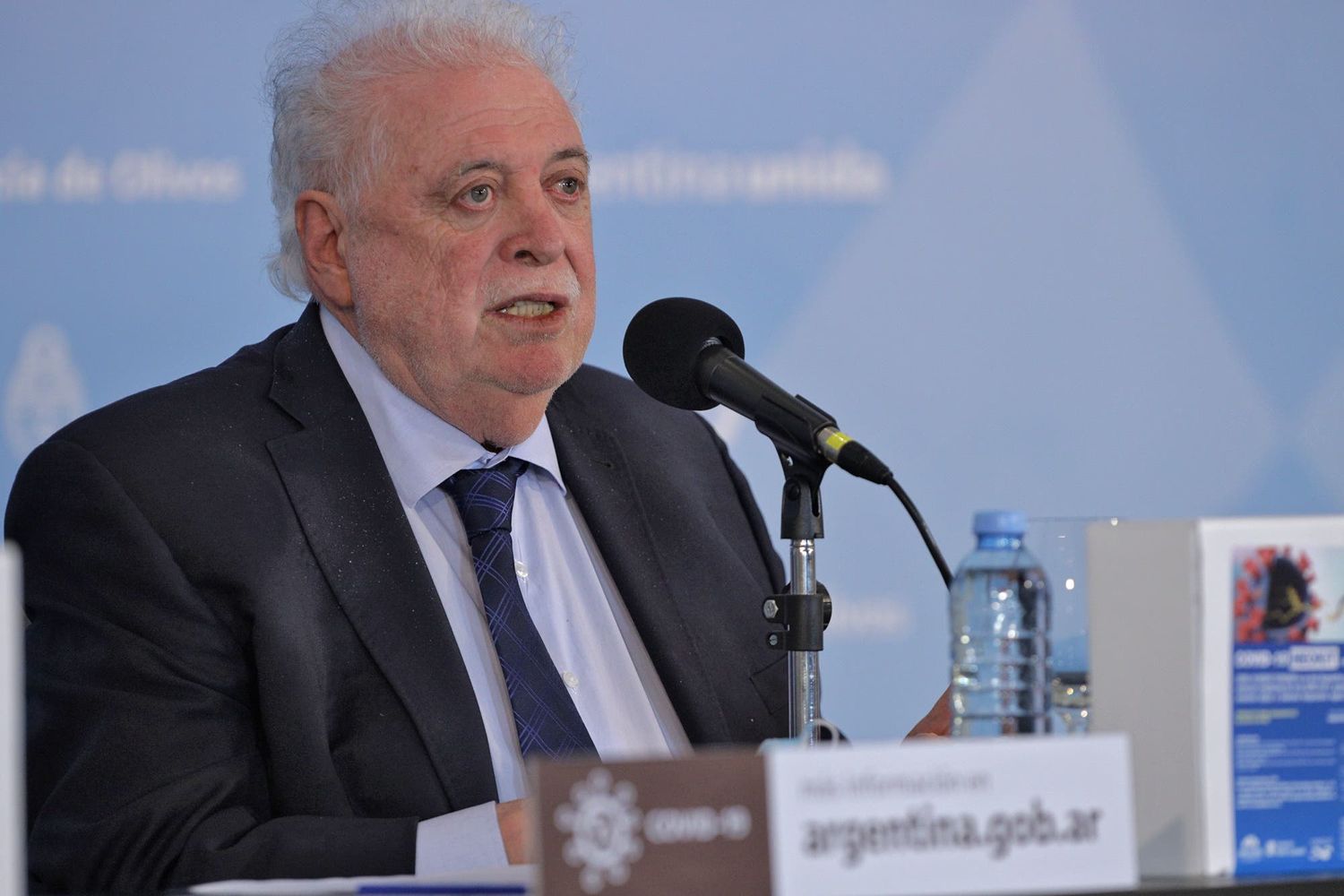 Ginés González García: "Mucho de lo que está pasando hoy es por hacer asados, juntadas, mateadas"