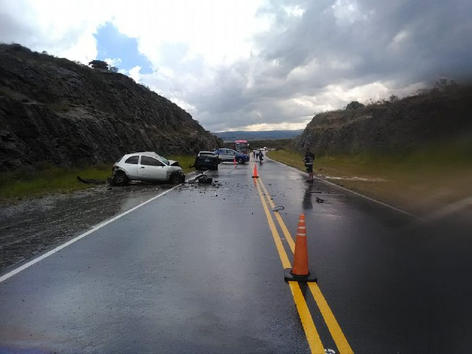Choque frontal en las Altas Cumbres: 2 muertos y 3 heridos