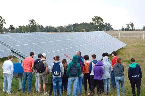 La Diplomatura de Energías Renovables de la Facultad de Ingeniería con alcance provincial