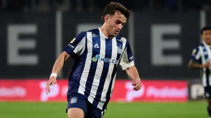 El golpeado River se presenta en el Kempes