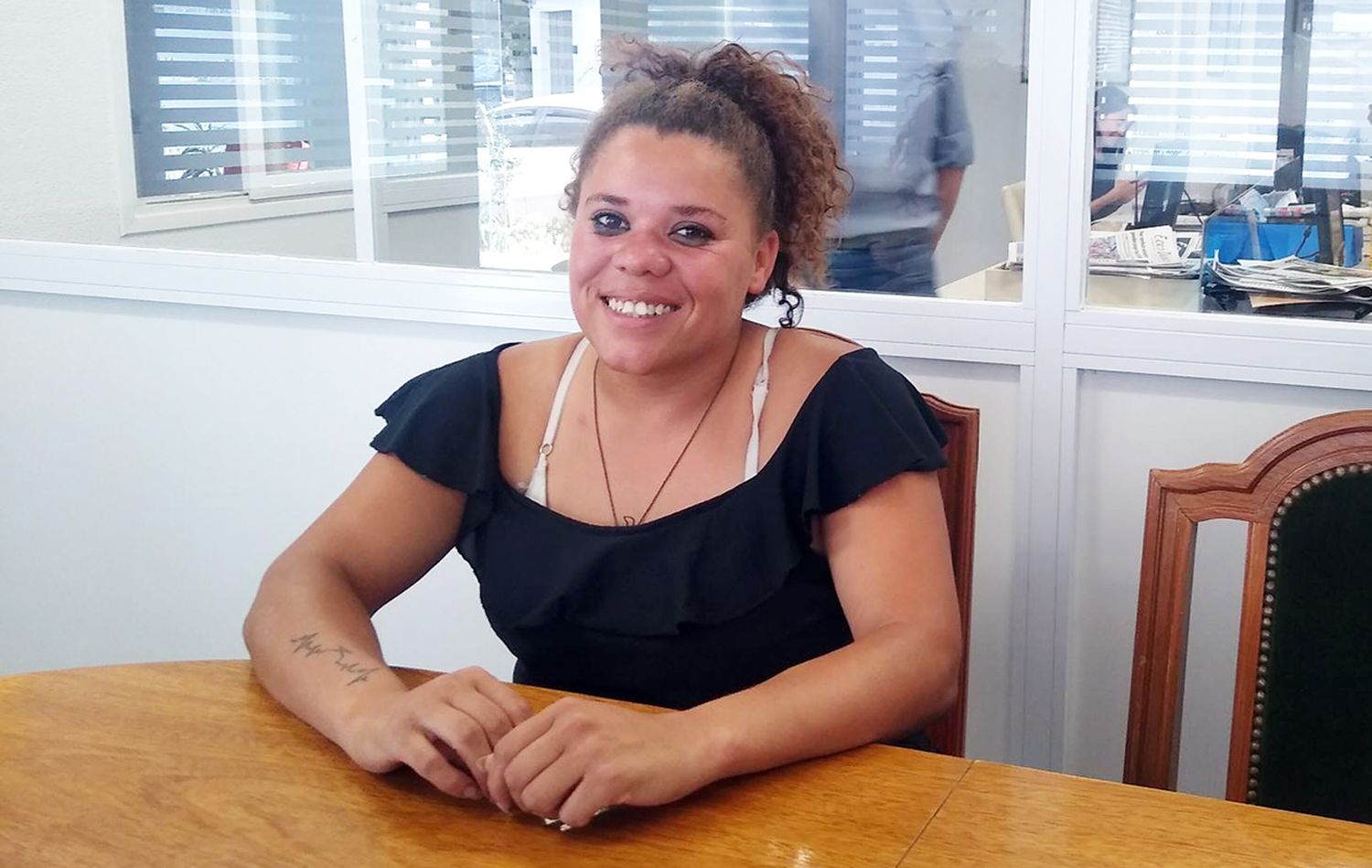 Feliz. Sabrina es la directora general de la murga y referente de la Organización barrial Hoy bailaré