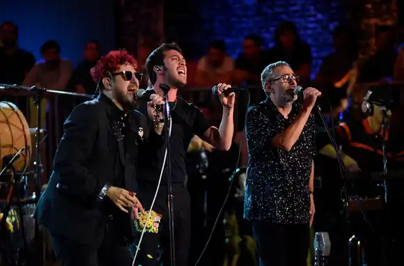 Los Auténticos Decadentes: de qué se trata el disco en vivo que lanzaron