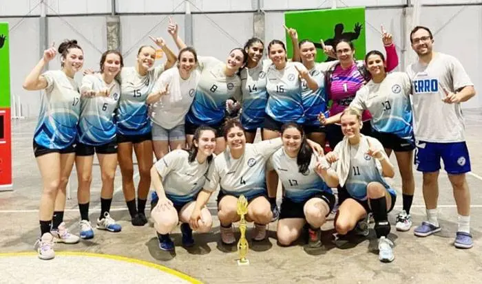 Ferrocarril, rey del handball entrerriano