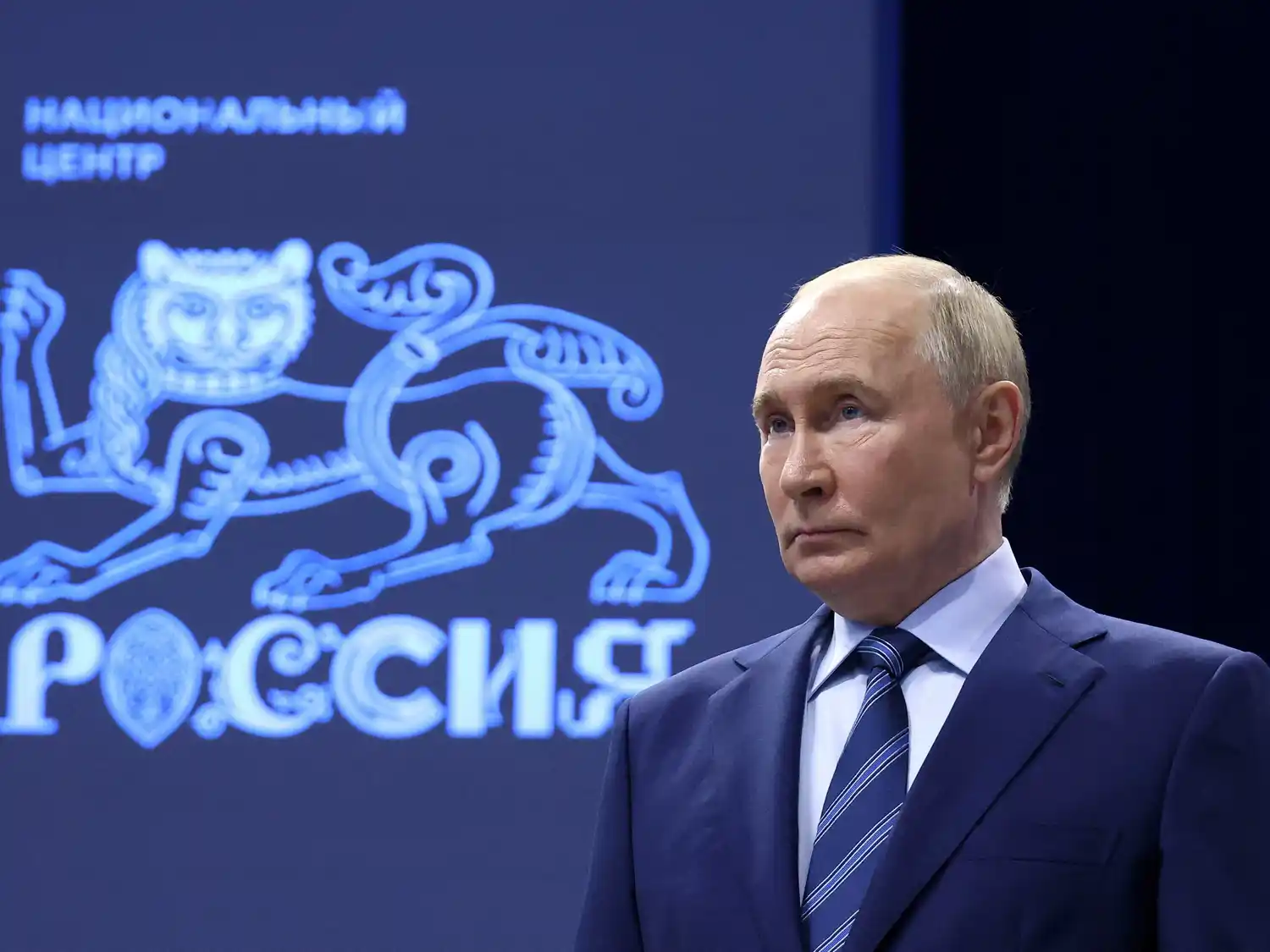Rusia añadió 21 legisladores británicos a la lista de sanciones y expulsó a un agente