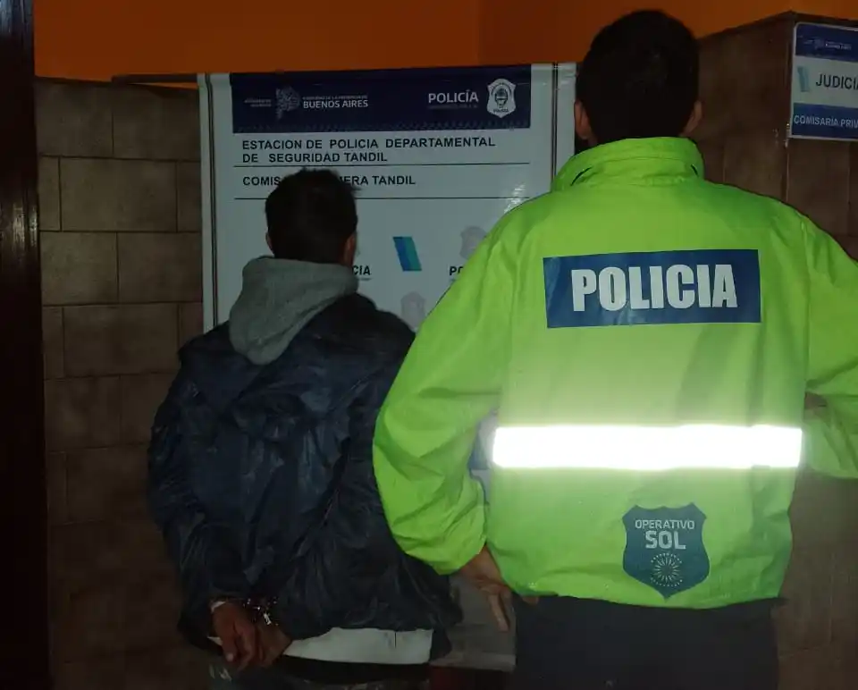 Uzabiaga quedó alojado en la Comisaría Primera.