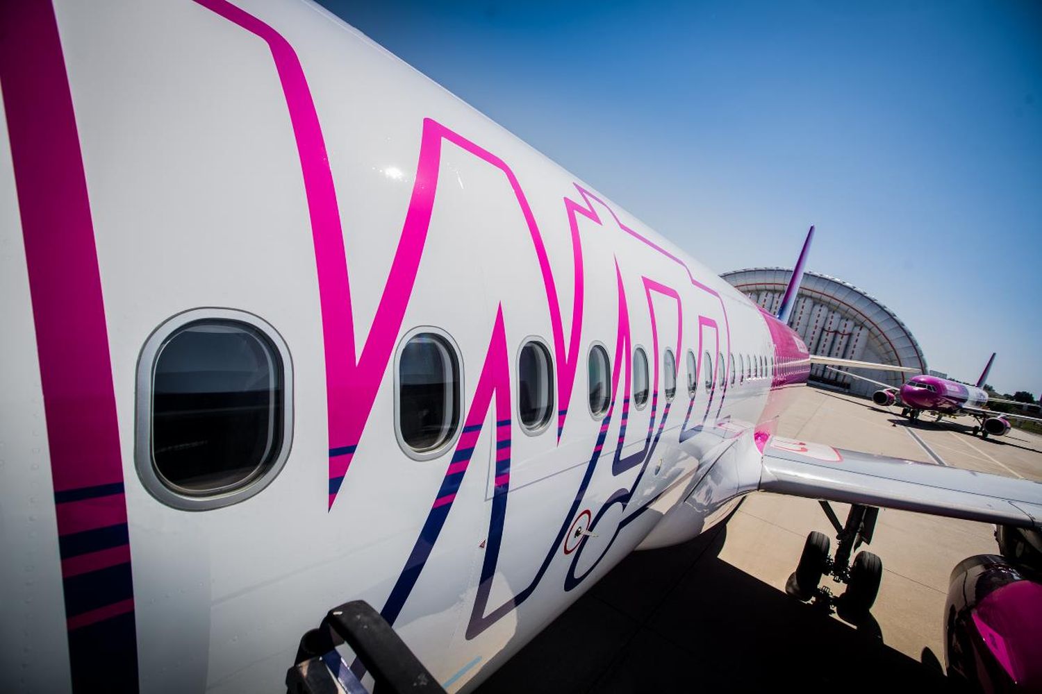 Un fondo de inversión se retira de Wizz Air por las prácticas laborales de la empresa