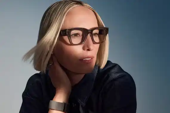 La aparición de anteojos con pantallas e IA abrió el debate sobre el uso del celular