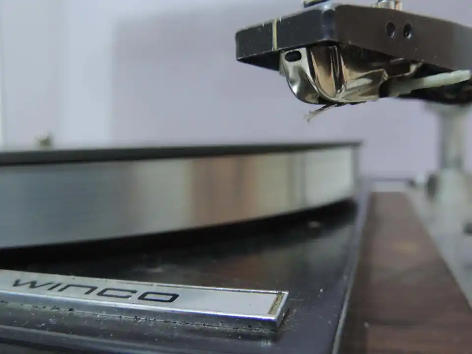 Feria de vinilos, un lugar para los buscadores de tesoros