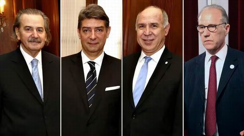 La Corte confirmó que los contratos 
en dólares se pagan en esa moneda