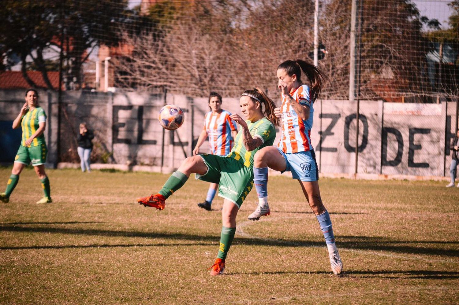 Una médica del HIGA hizo historia en el fútbol de la ciudad