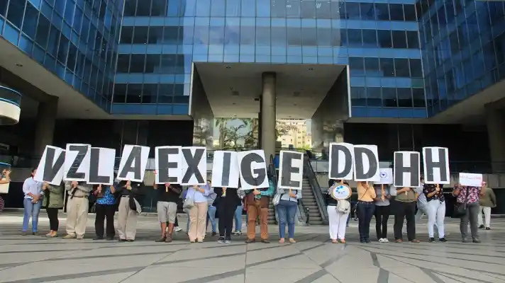 Estudiantes creen que la CPI «abre una puerta a la justicia»