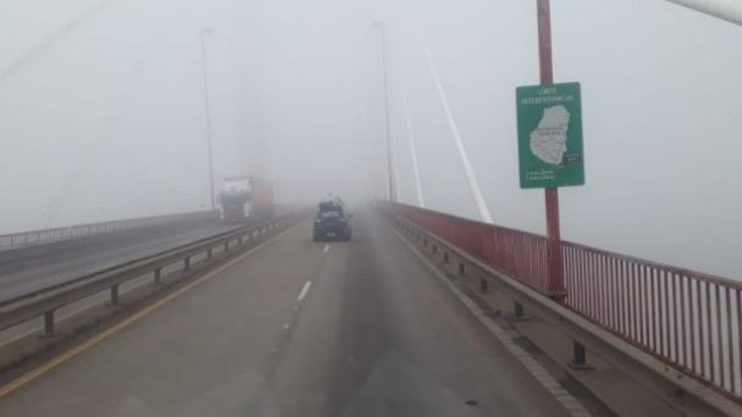 Brazo Largo: tránsito demorado por el humo