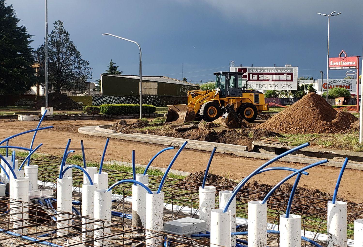 El Municipio recaudó más de 20 millones para el mástil y defendió las obras del Bicentenario