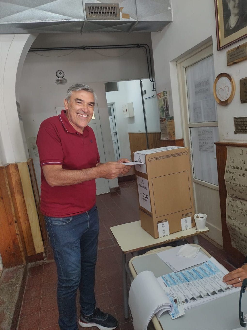 En Claromecó, votó Carlos Ávila