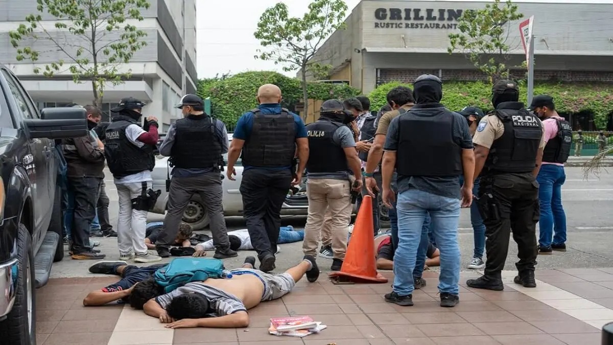 SIGUE LA TENSIÓN EN ECUADOR: han detenido a más de 300 terroristas
