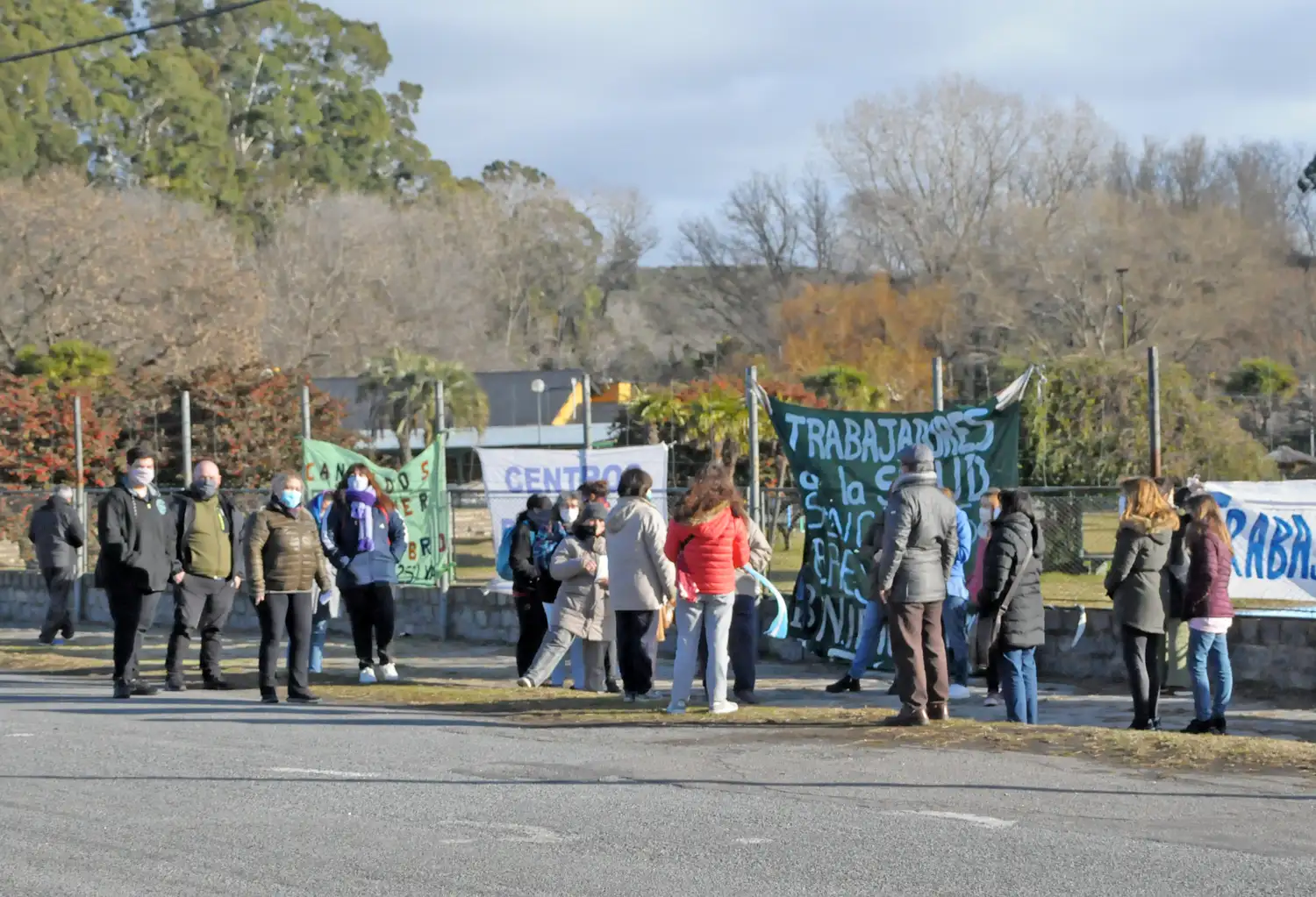 Cansados de poner el hombro, trabajadores de salud volvieron a manifestarse por un aumento salarial