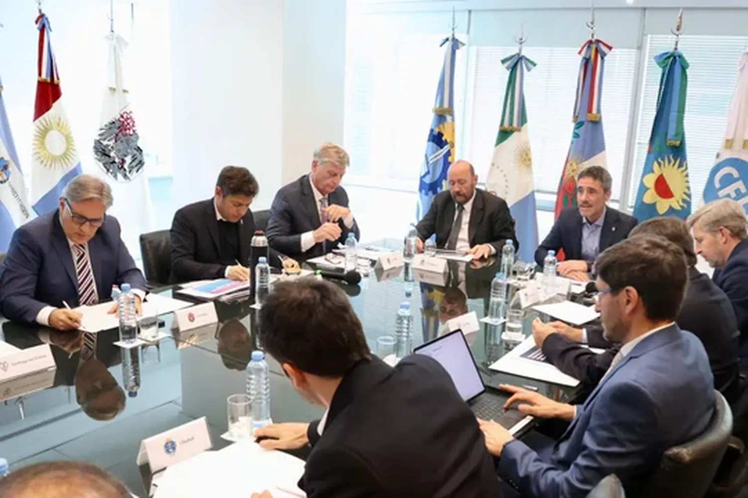 Con Pullaro presente, gobernadores acordaron acompañar a Nación con el Régimen Simplificado de Ganancias