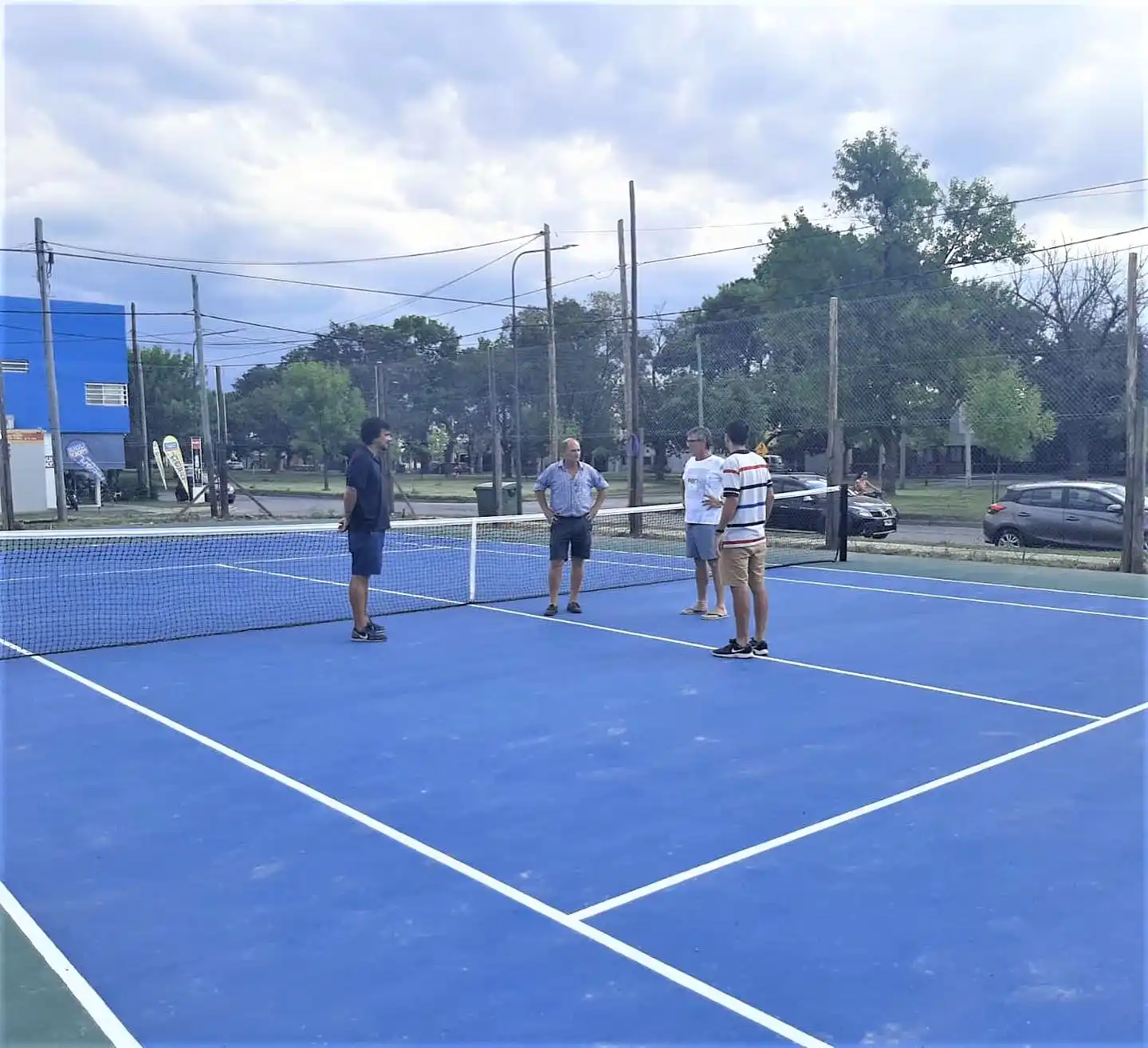 Sub Comisión de Tenis del Club Deportivo recibió a la Liga Regional en su nueva cancha
