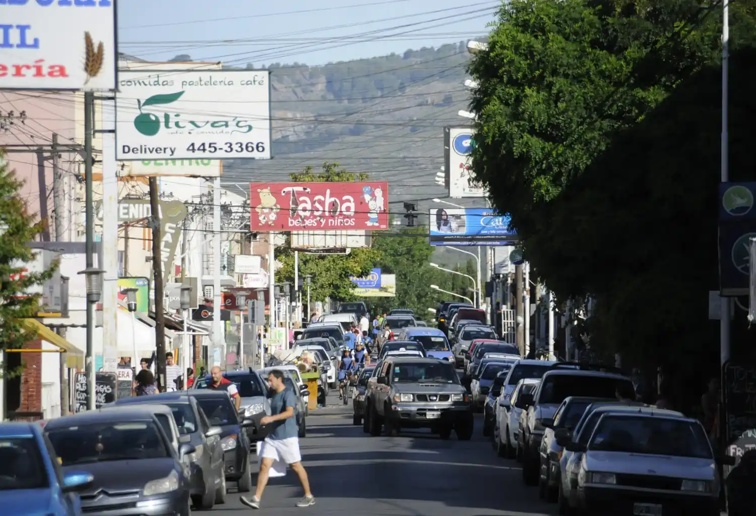 Comerciantes de Quintana molestos por la construcción del Centro Comercial
