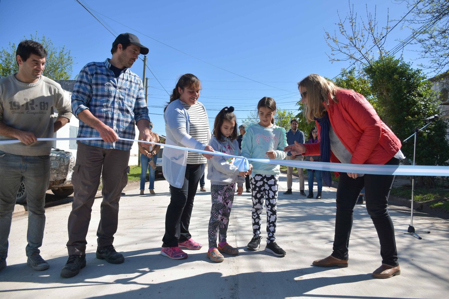 Se inauguró pavimentación de calle Schiaffino