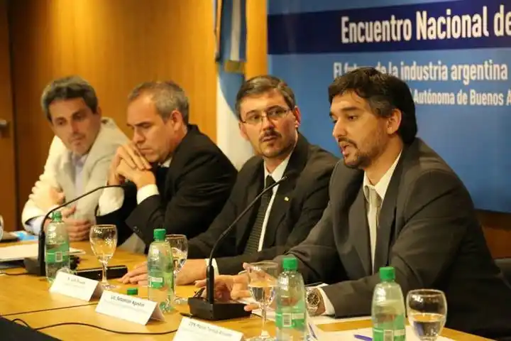 En el último año crearon 12 parques y áreas industriales