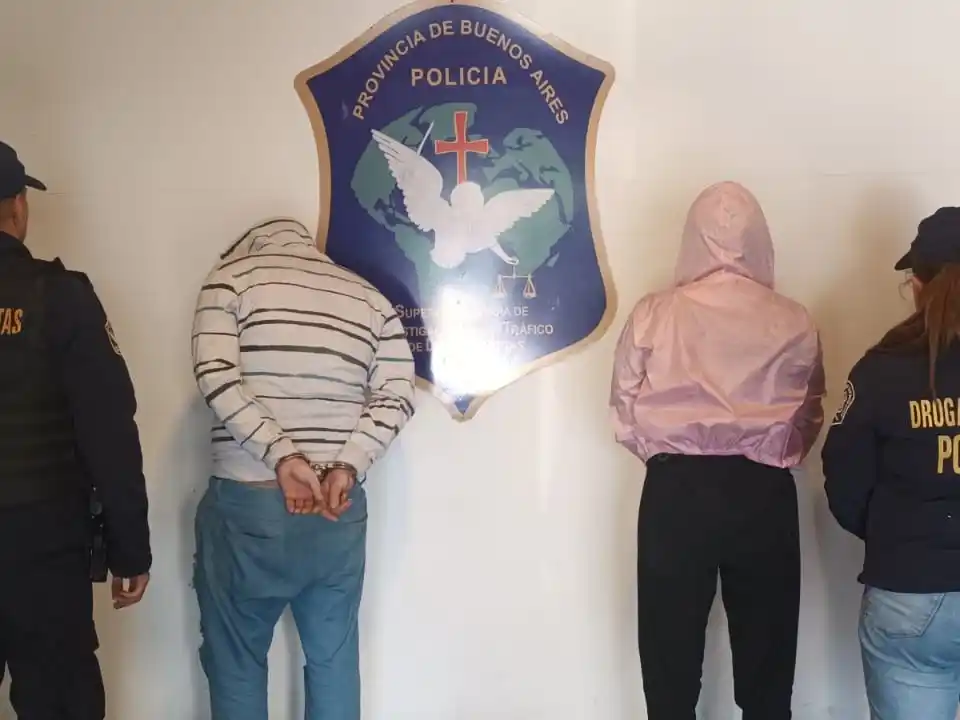 Allanamientos en el barrio San Jorge: secuestran cocaína fraccionada, dinero y derriban un “búnker” narco