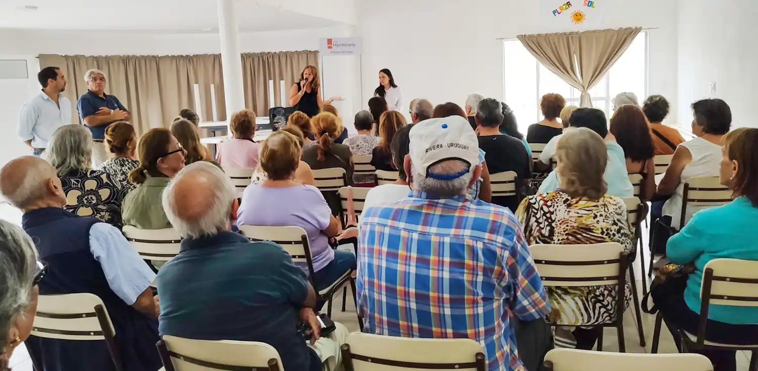 Taller de inclusión financiera para la tercera edad