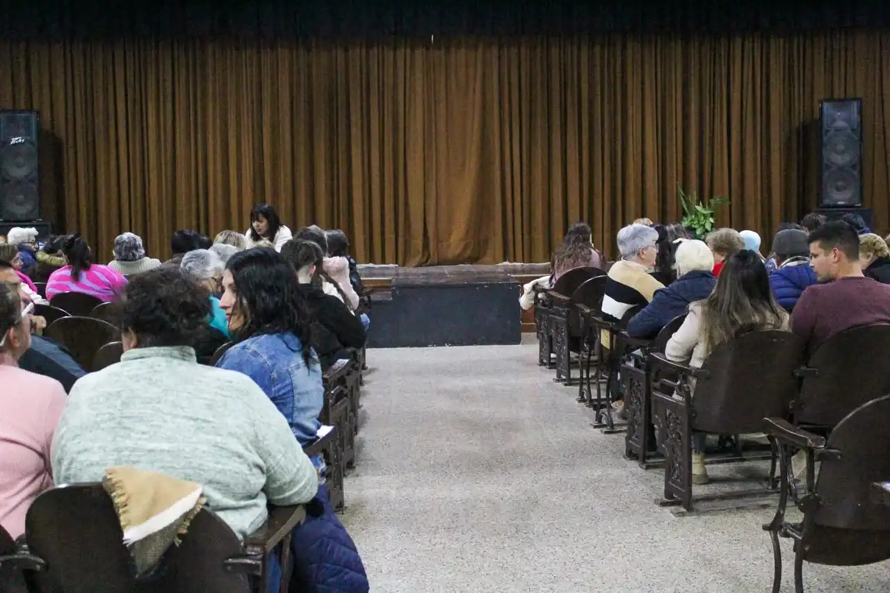 Agenda de Crespo: Estudiantina, cultura y deportes para esta primavera