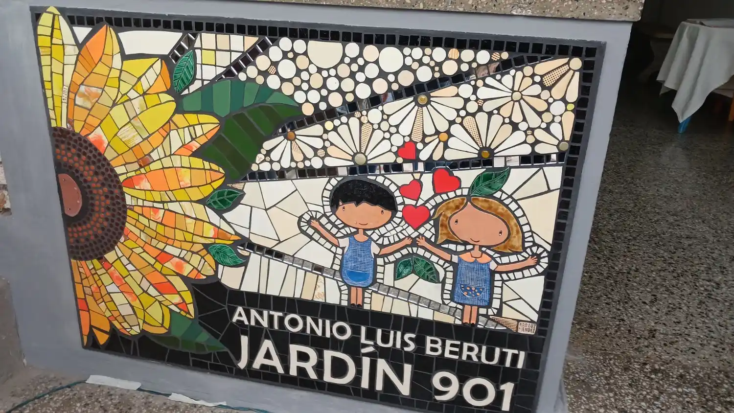 El mural descubierto en el jardín 901.