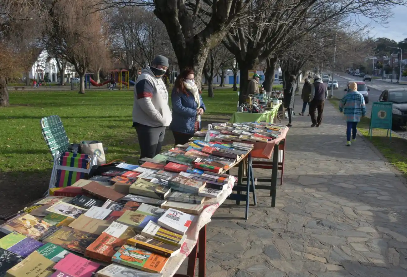 Con algunas ventas, abrieron las ferias con la expectativa de poder funcionar los domingos