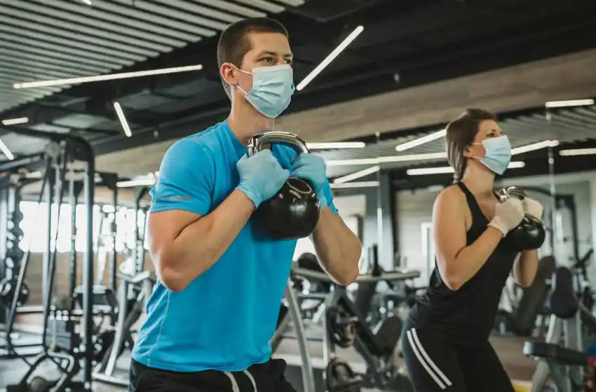 Publicaron el DNU con las restricciones: bares, gimnasios, cines y teatros, al 30%