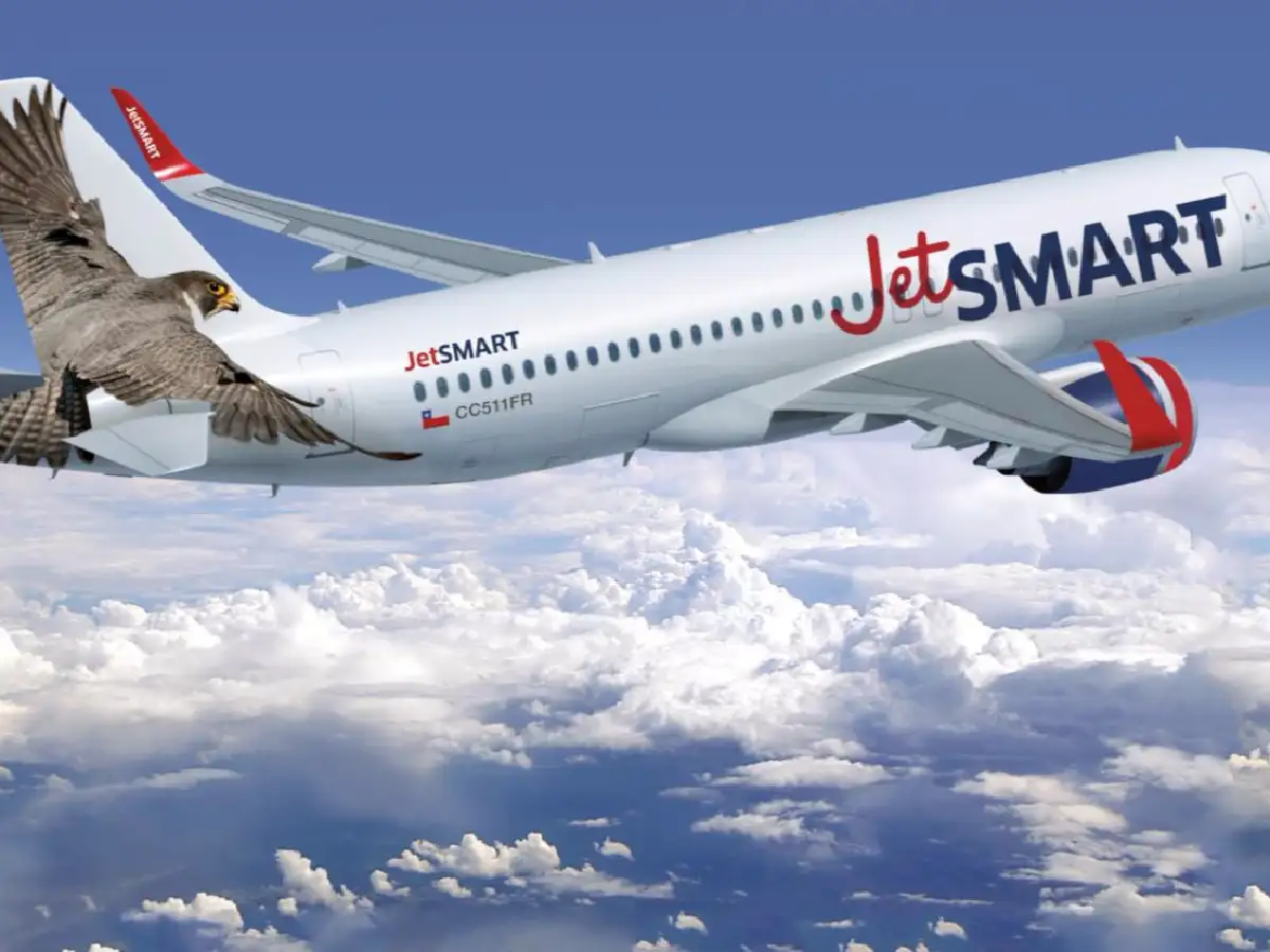 La compañía low cost Jetsmart reinició sus vuelos de cabotaje desde Ezeiza