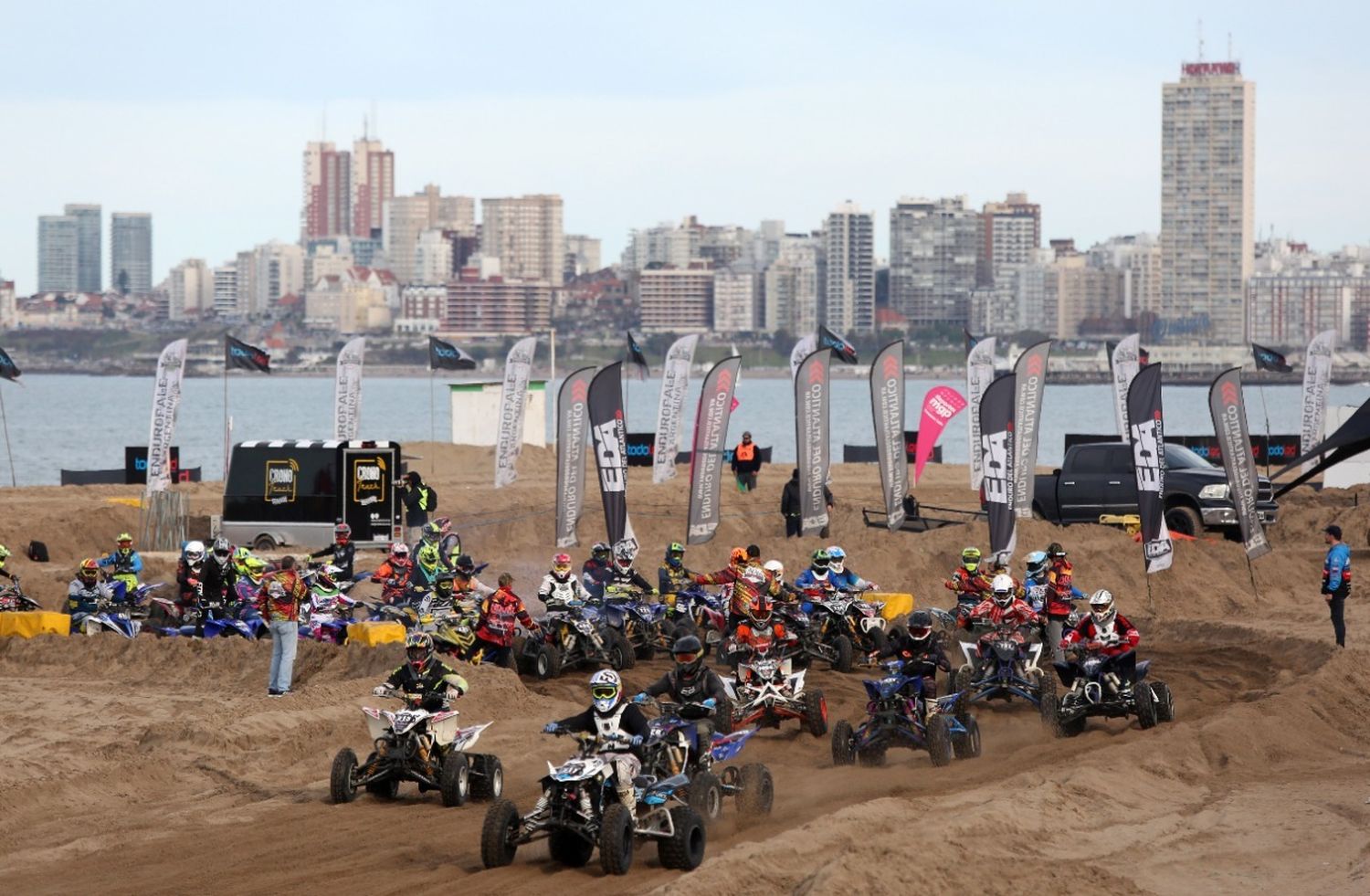 En el 1° día, más de 180 mil personas disfrutaron del EnduroPale en Mar del Plata