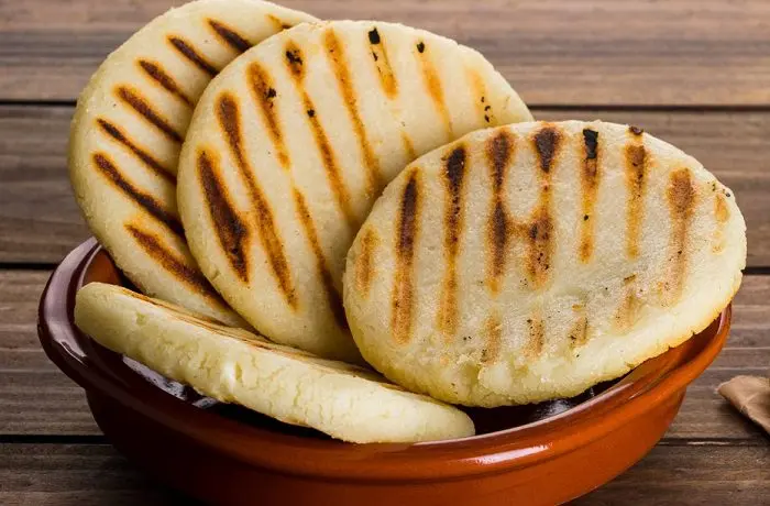 Maestra estadounidense SE HIZO VIRAL por enseñar a sus alumnos a hacer arepas venezolanas (+VIDEO)