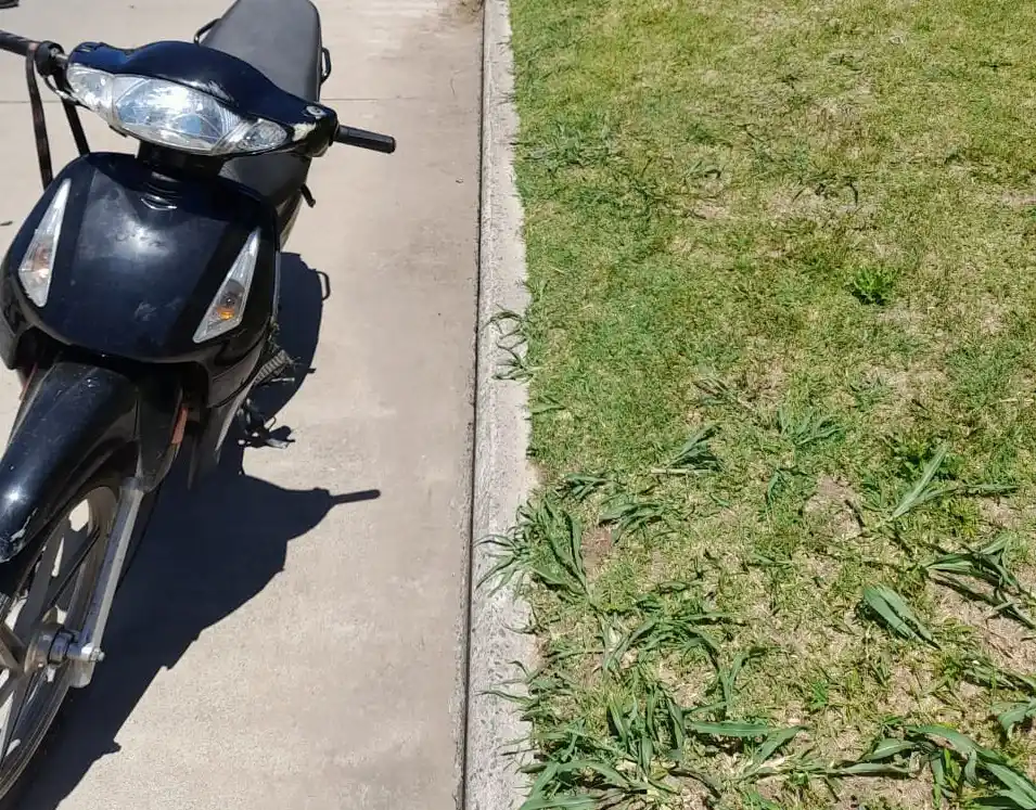 La moto en la que se movilizaba la femenina, de la cual no se se tenían datos concretos.