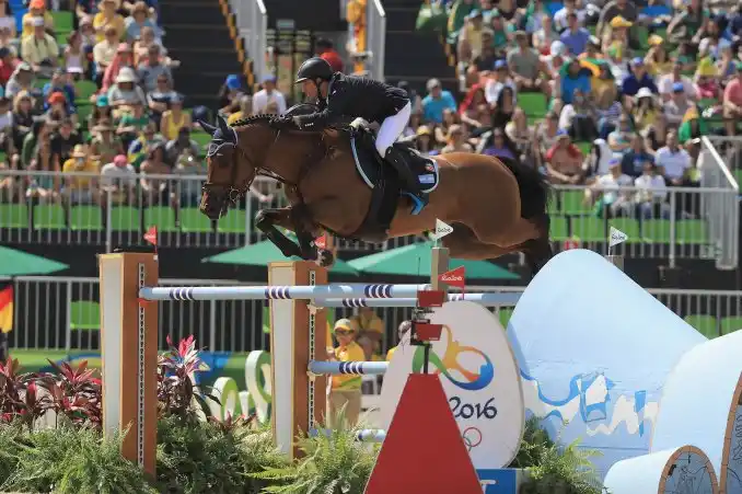 Río 2016: Matías Albarracín ganó un diploma en salto ecuestre individual